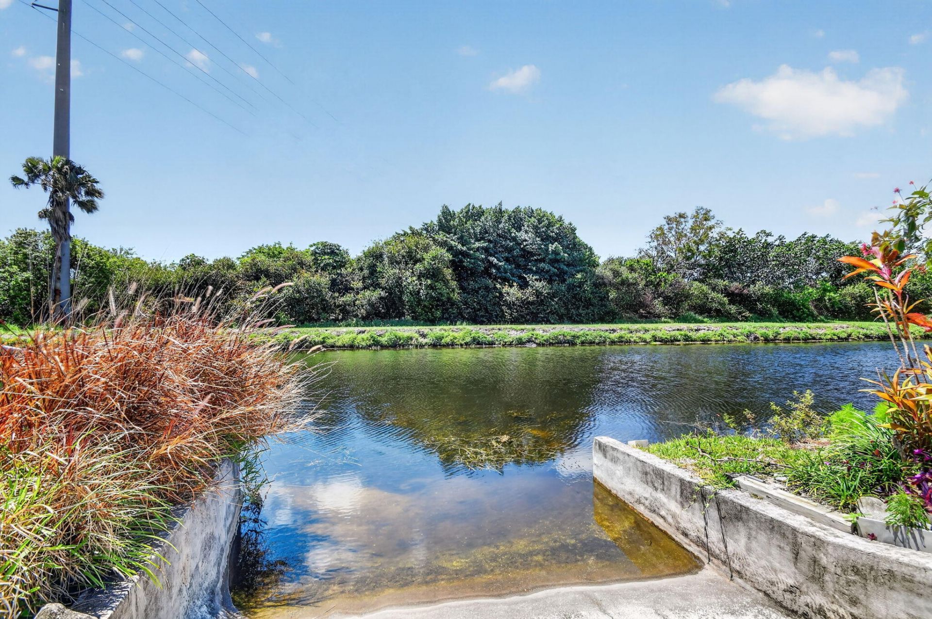 1006 SW 28th Avenue, Boynton Beach, FL 33426 Photo