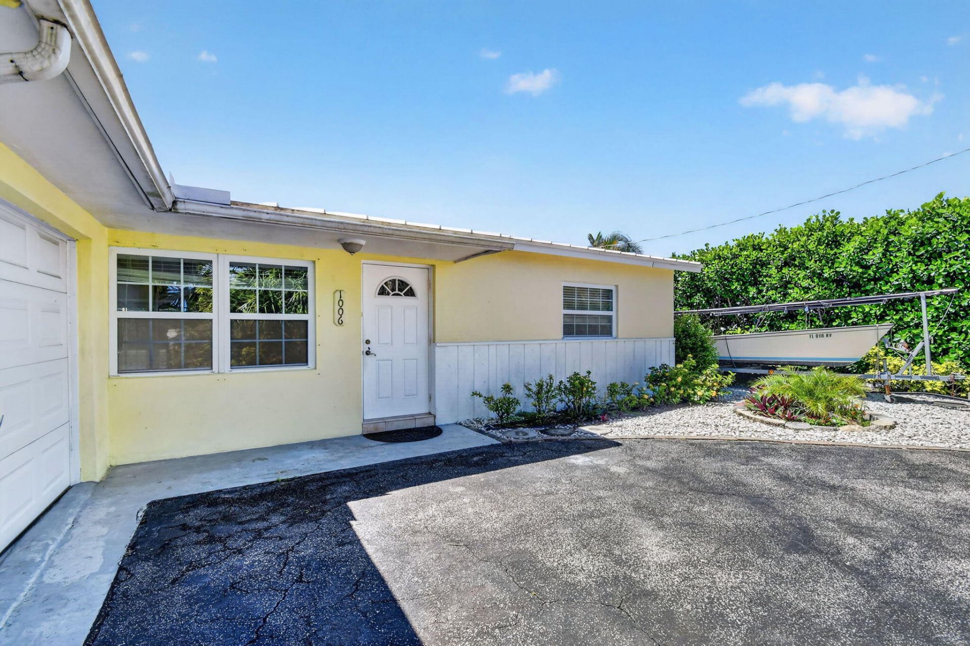 1006 SW 28th Avenue, Boynton Beach, FL 33426 Photo