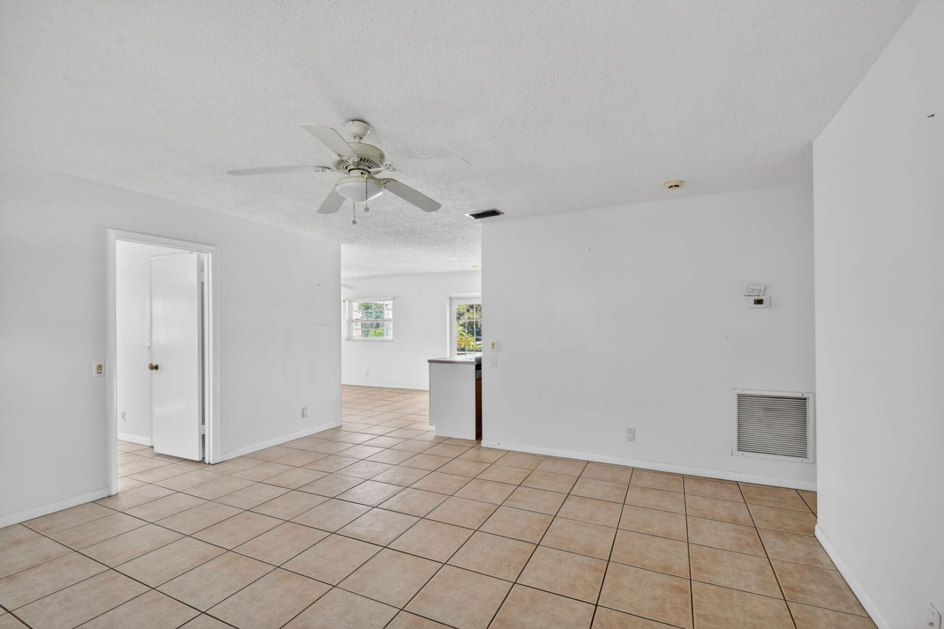 1006 SW 28th Avenue, Boynton Beach, FL 33426 Photo
