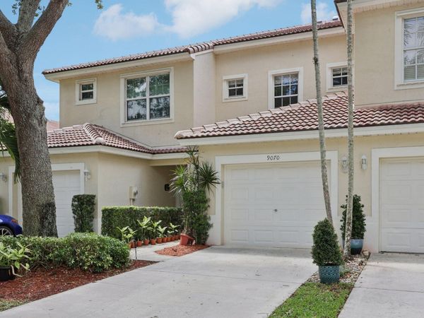 9070 Tremezzo Lane, Boynton Beach, FL 33472