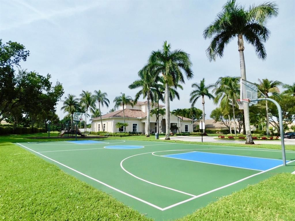 9070 Tremezzo Lane, Boynton Beach, FL 33472 Photo