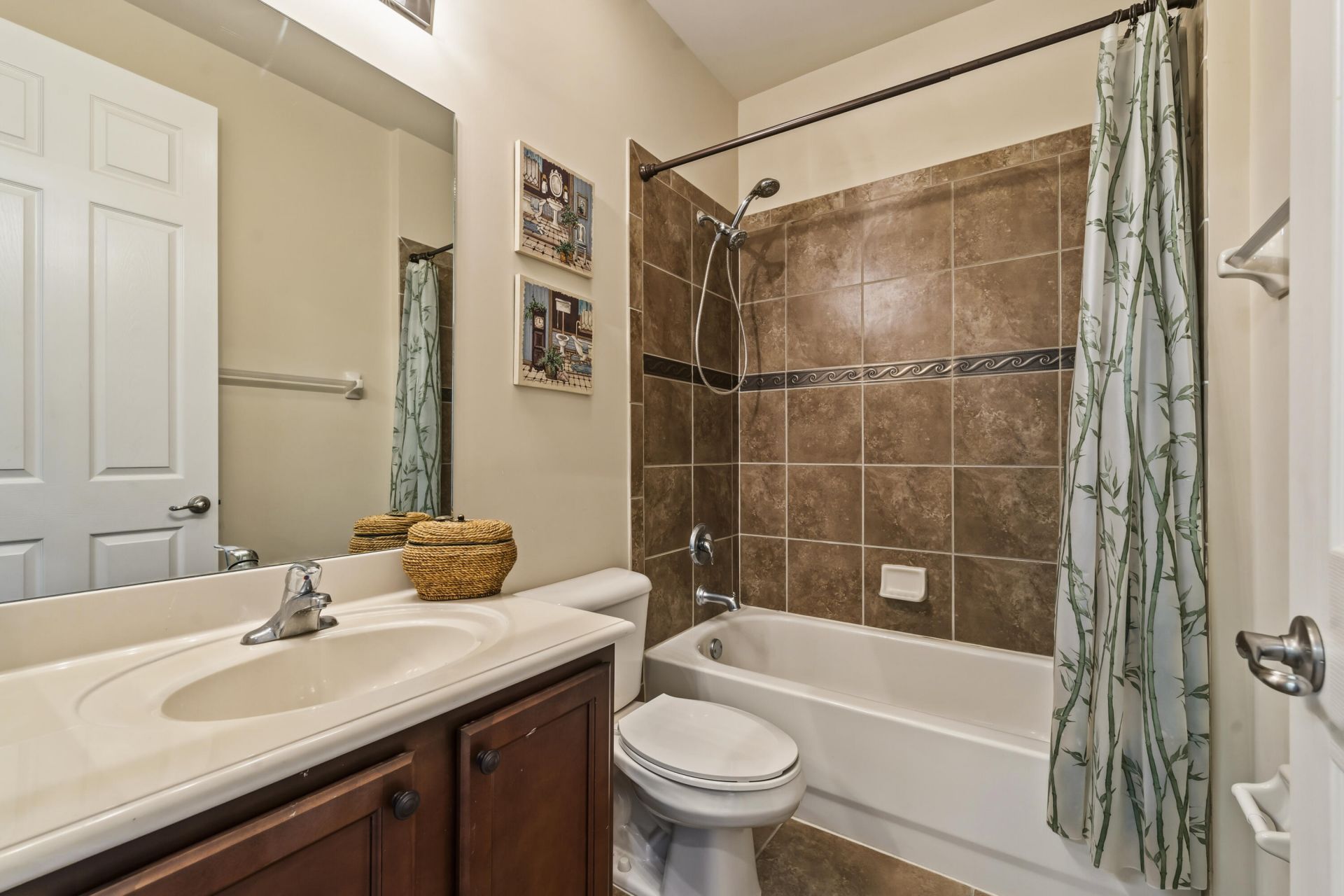 6513 Monterey Point, Unit 201, Naples, FL 34105 Photo
