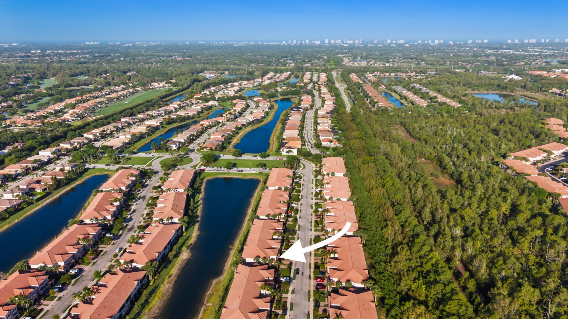 6513 Monterey Point, Unit 201, Naples, FL 34105 Photo