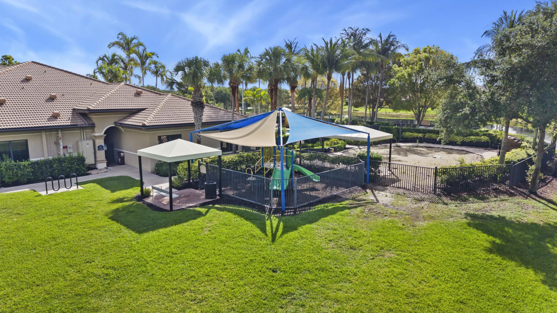 6513 Monterey Point, Unit 201, Naples, FL 34105 Photo