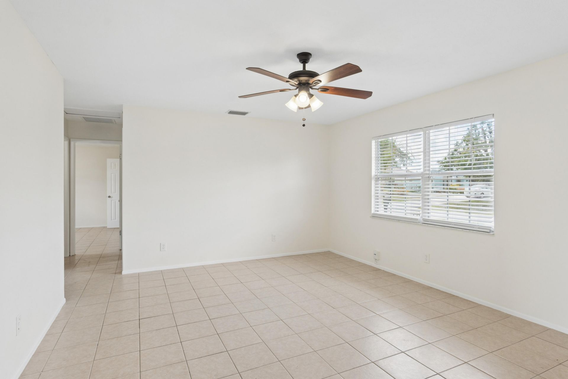 825 SW Canary Terrace, Port Saint Lucie, FL 34953 Photo