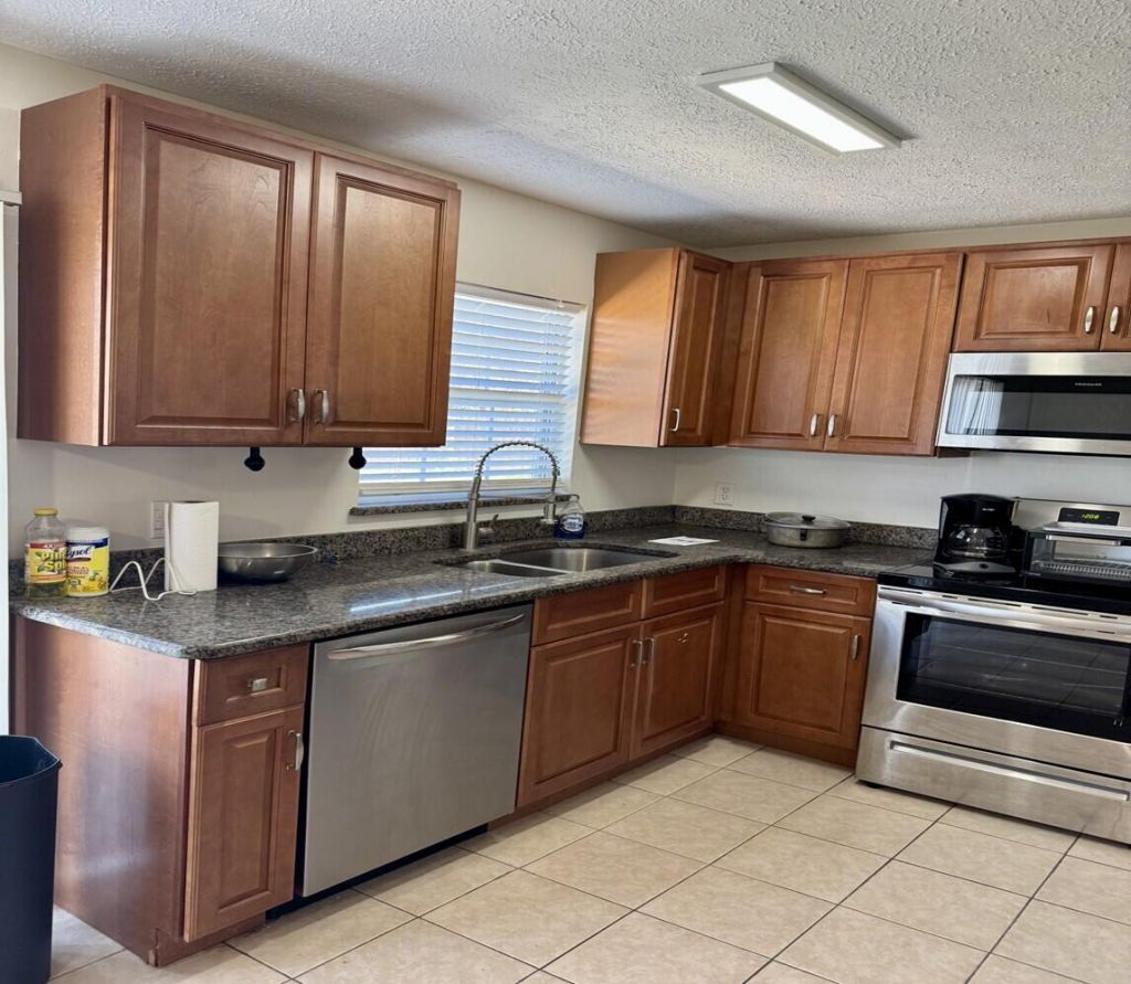 825 SW Canary Terrace, Port Saint Lucie, FL 34953 Photo