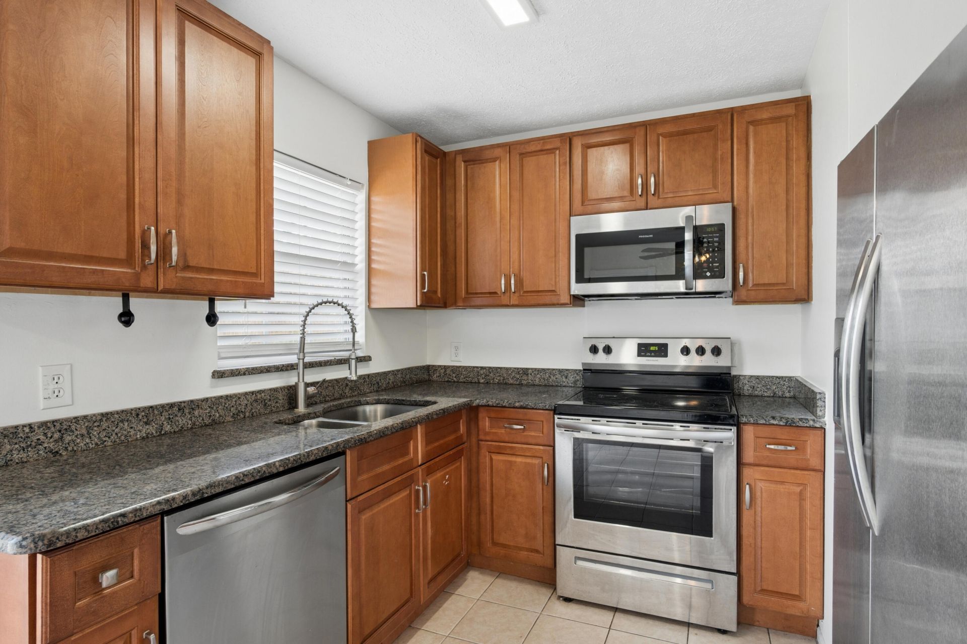 825 SW Canary Terrace, Port Saint Lucie, FL 34953 Photo