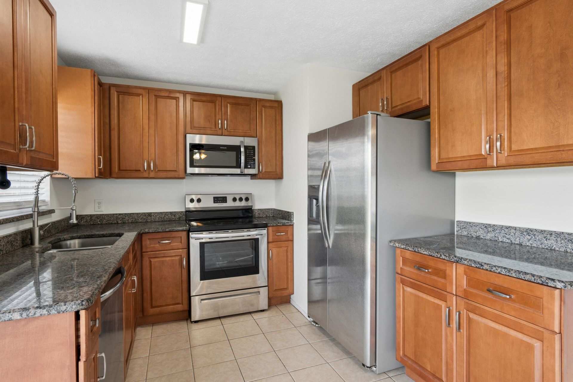 825 SW Canary Terrace, Port Saint Lucie, FL 34953 Photo