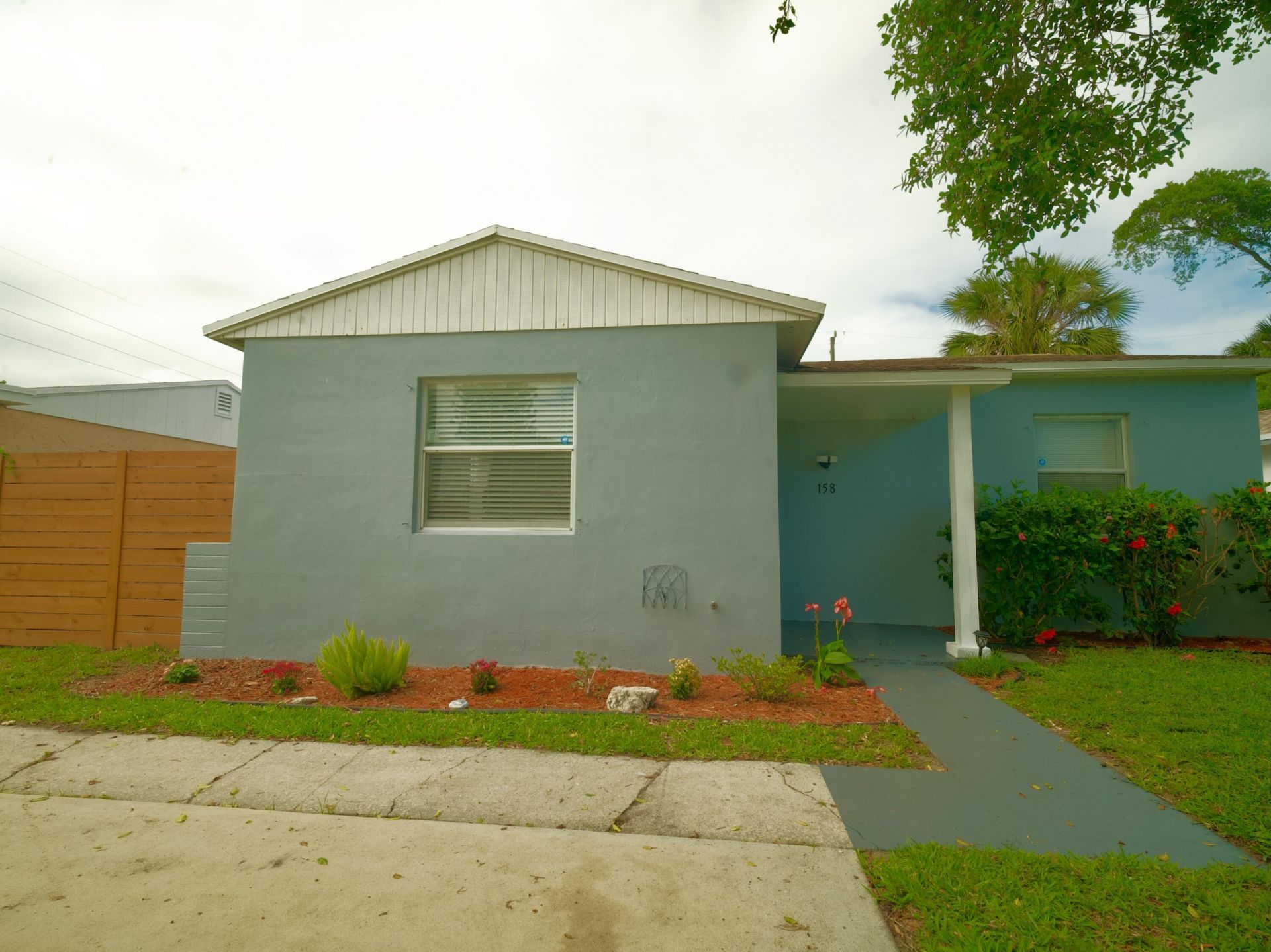 158 W 25th Street, Riviera Beach, FL 33404 Photo