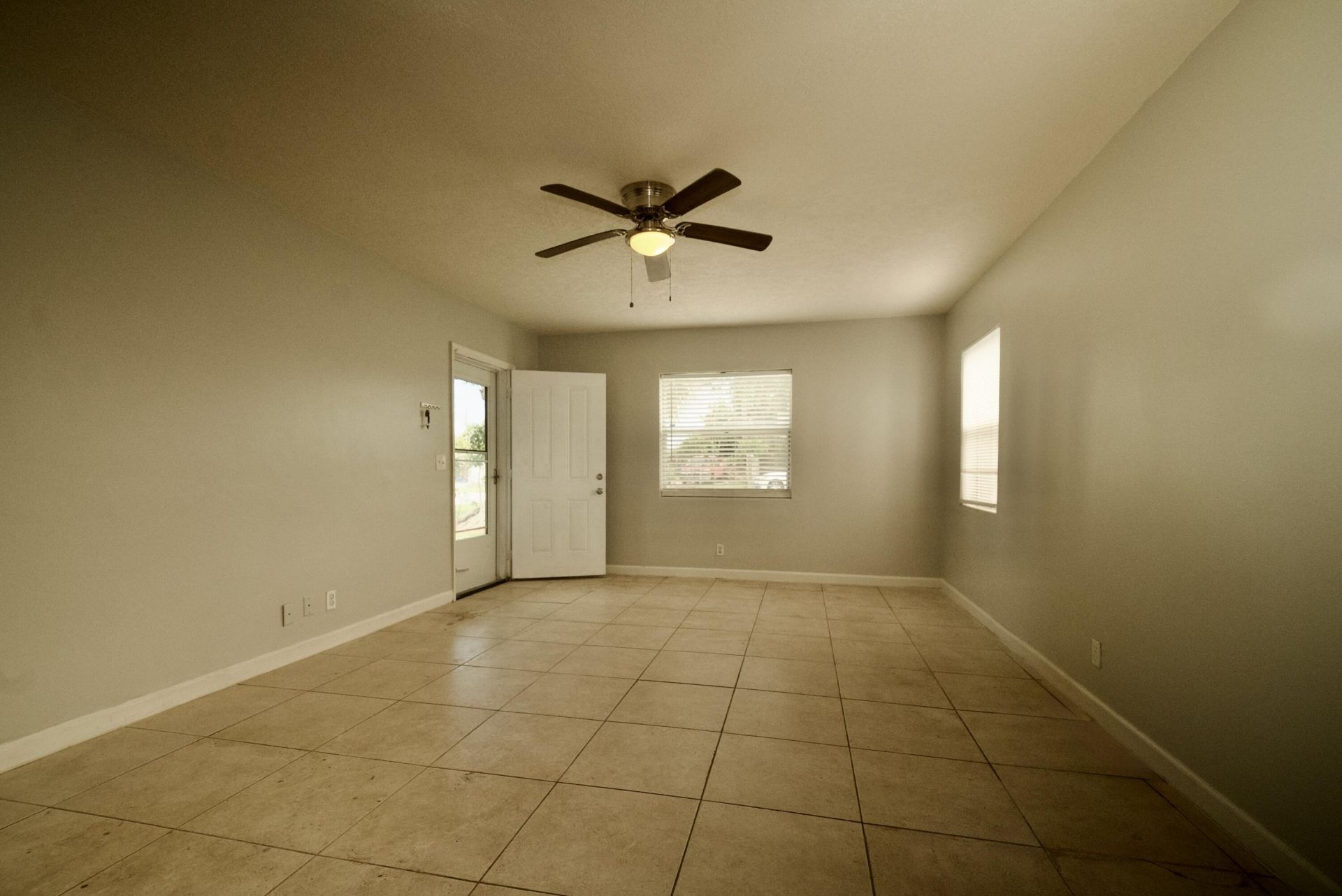 158 W 25th Street, Riviera Beach, FL 33404 Photo