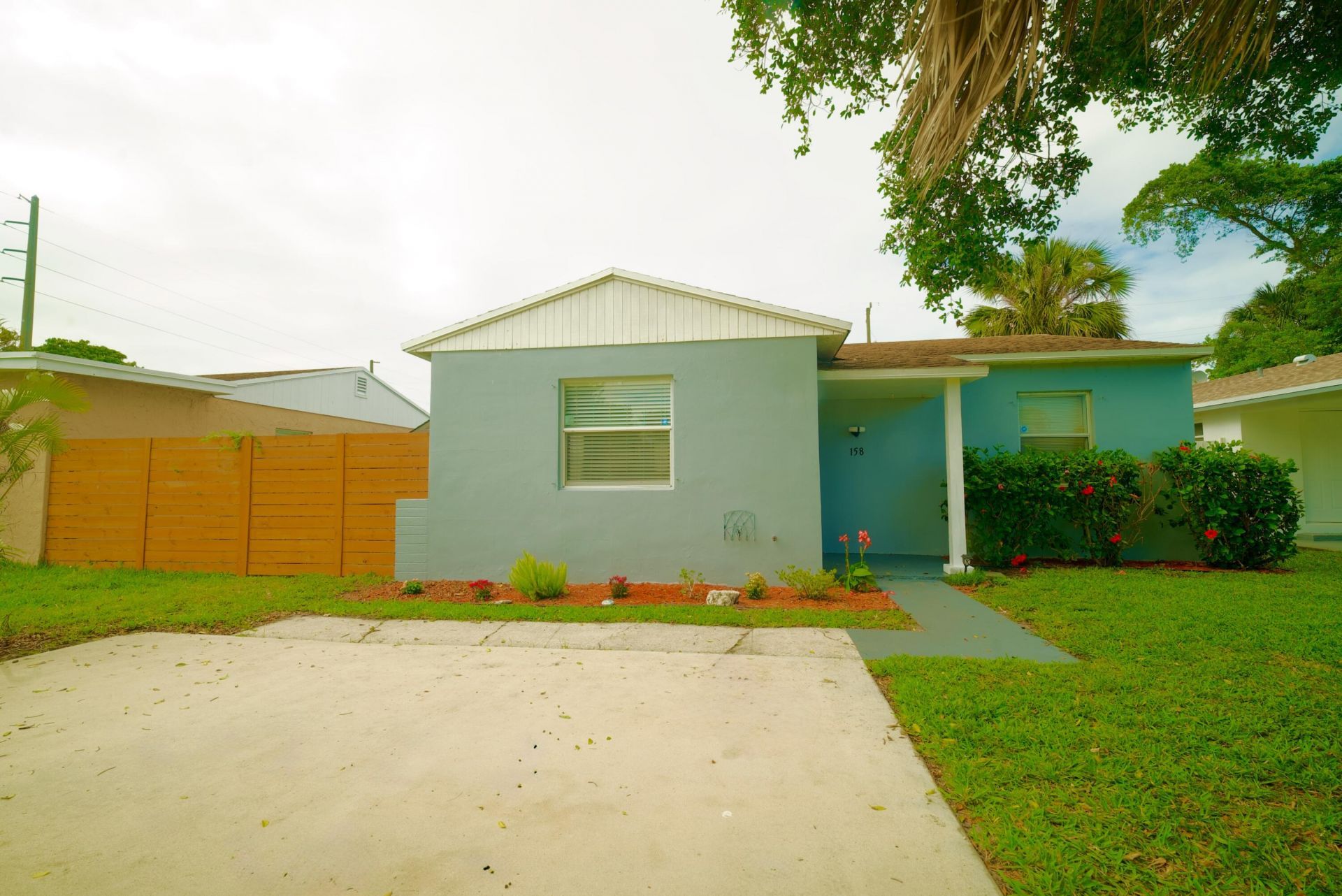 158 W 25th Street, Riviera Beach, FL 33404 Photo