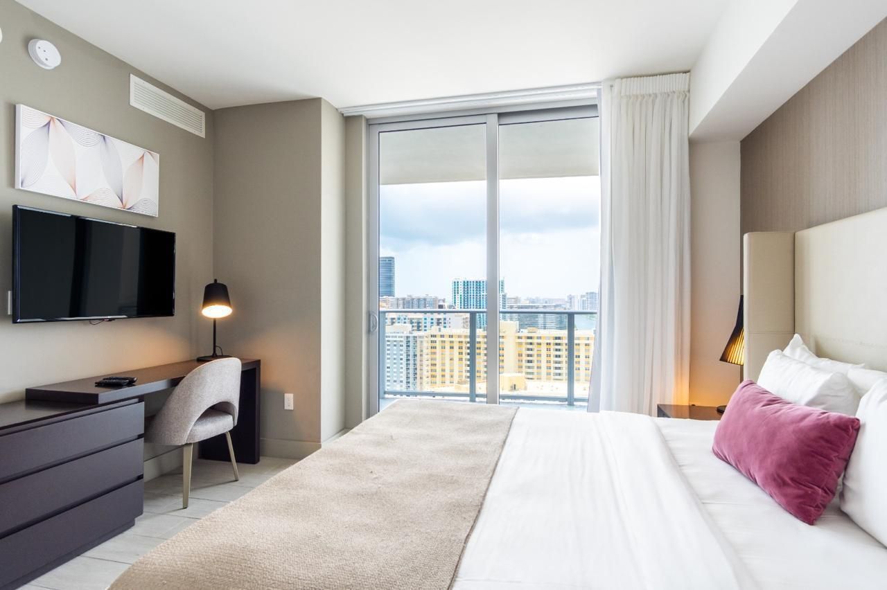 4010 S Ocean Drive, Unit R1909, Hollywood, FL 33019 Photo