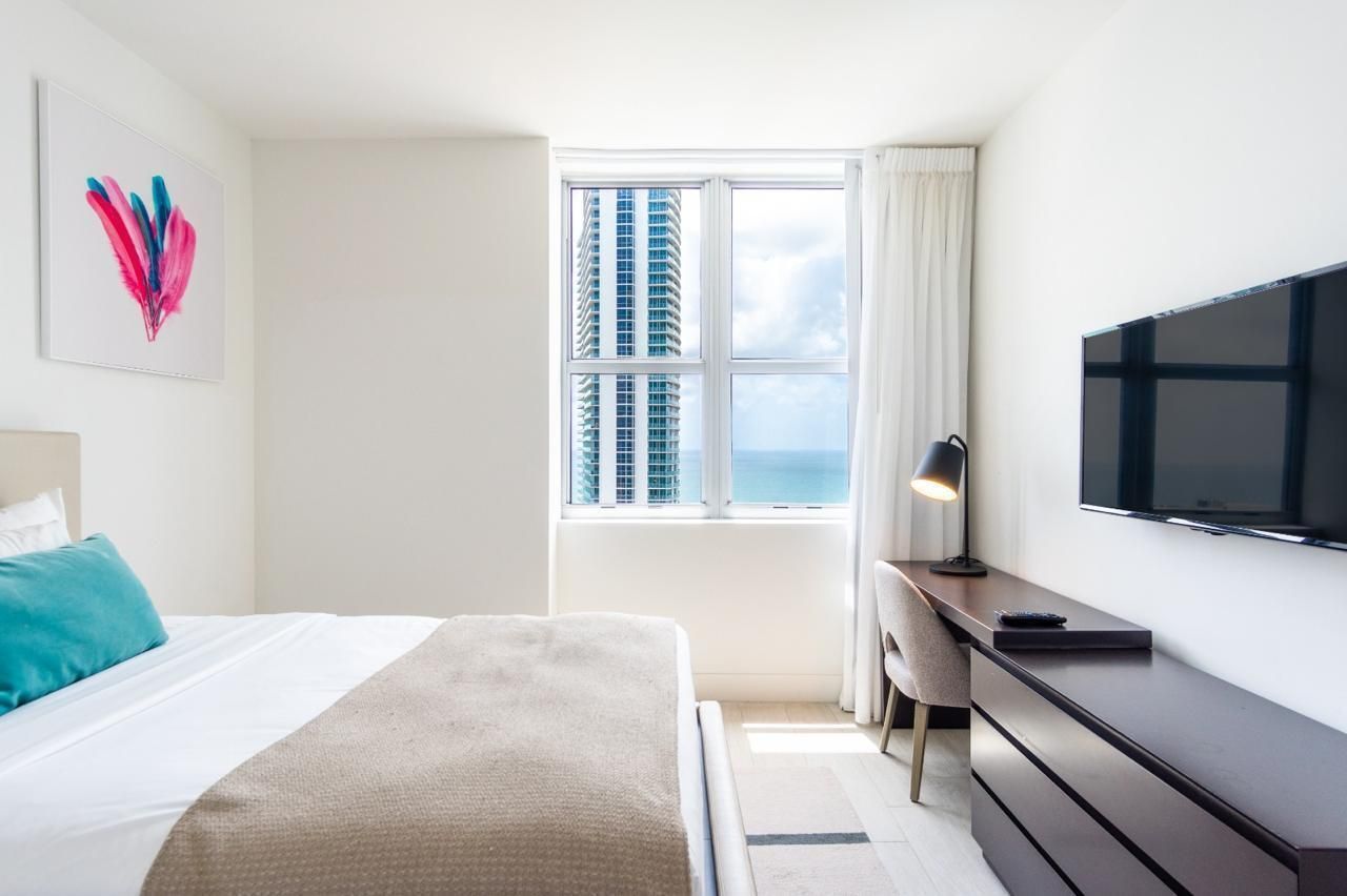 4010 S Ocean Drive, Unit R1909, Hollywood, FL 33019 Photo
