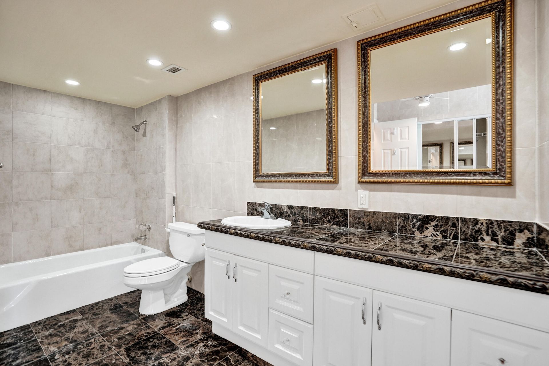 405 N Ocean Boulevard, Unit 1803, Pompano Beach, FL 33062 Photo