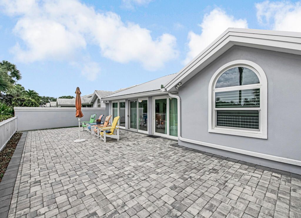 2390 Saratoga Bay Drive, West Palm Beach, FL 33409 Photo