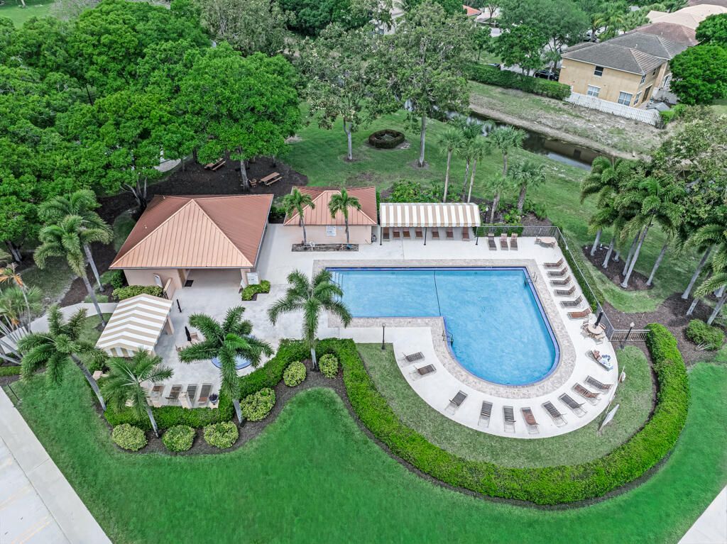 2390 Saratoga Bay Drive, West Palm Beach, FL 33409 Photo
