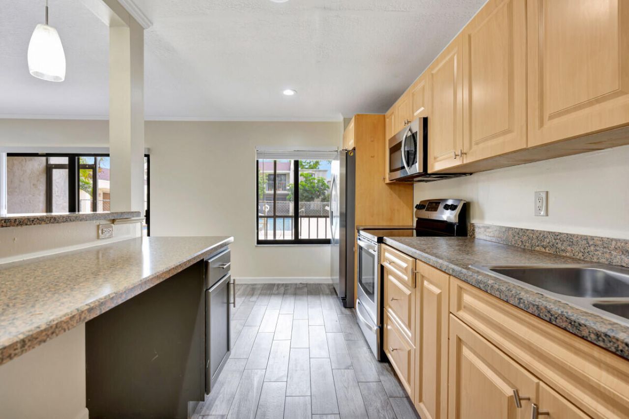 150 Pineview Road, Unit F3, Jupiter, FL 33469 Photo