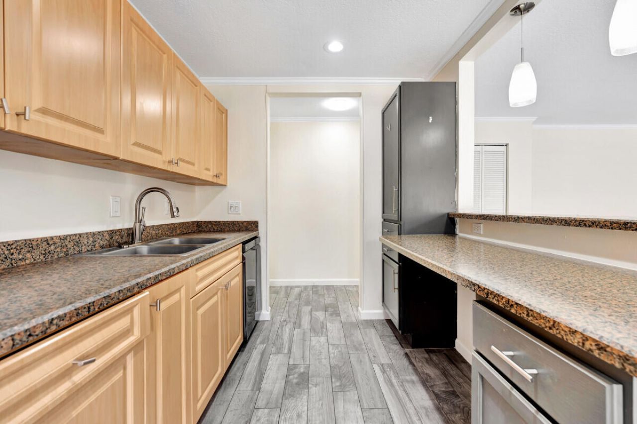 150 Pineview Road, Unit F3, Jupiter, FL 33469 Photo