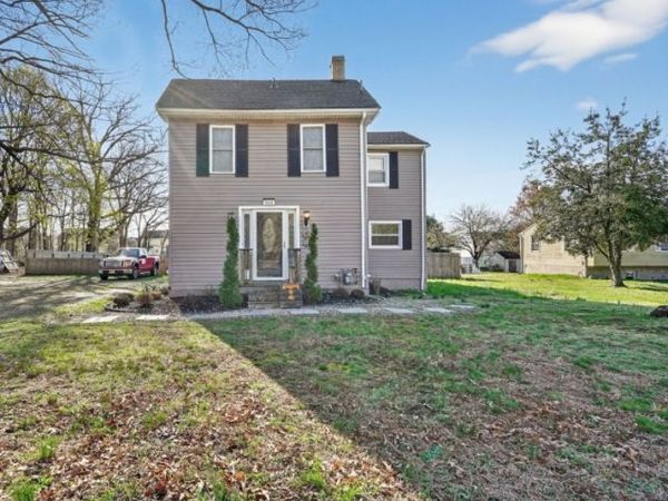 664 Chestnut St, Monroe, NJ 08094