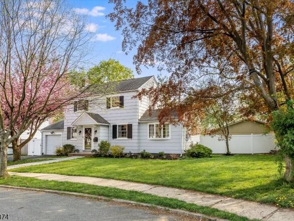 16 Cross Pl, Glen Ridge, NJ 07028