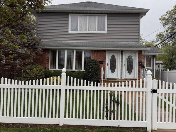 26 South Grand Street , Westbury, NY 11590