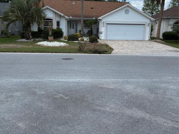 545 CARRERA DRIVE , LADY LAKE, FL 32159