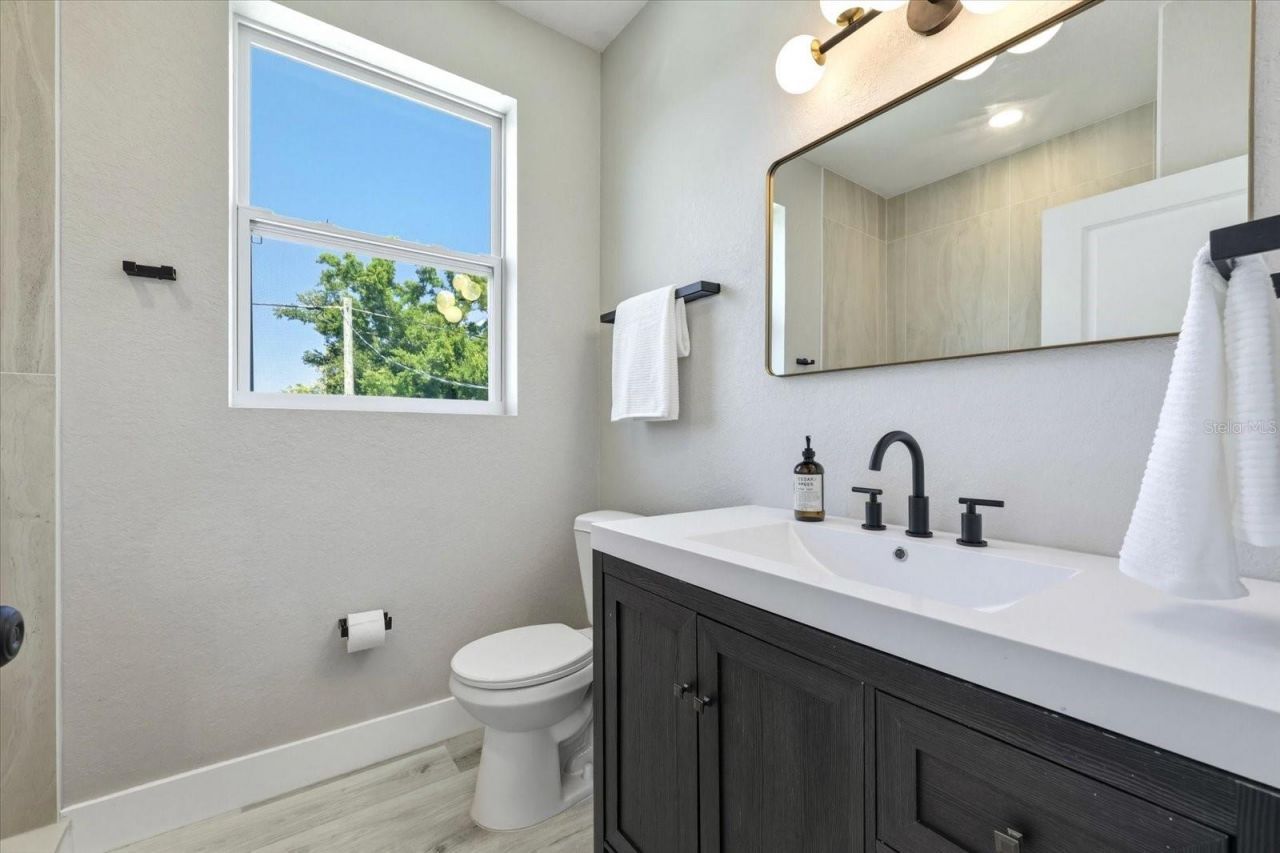 1044 12th Avenue S, Saint Petersburg, FL 33705 Photo