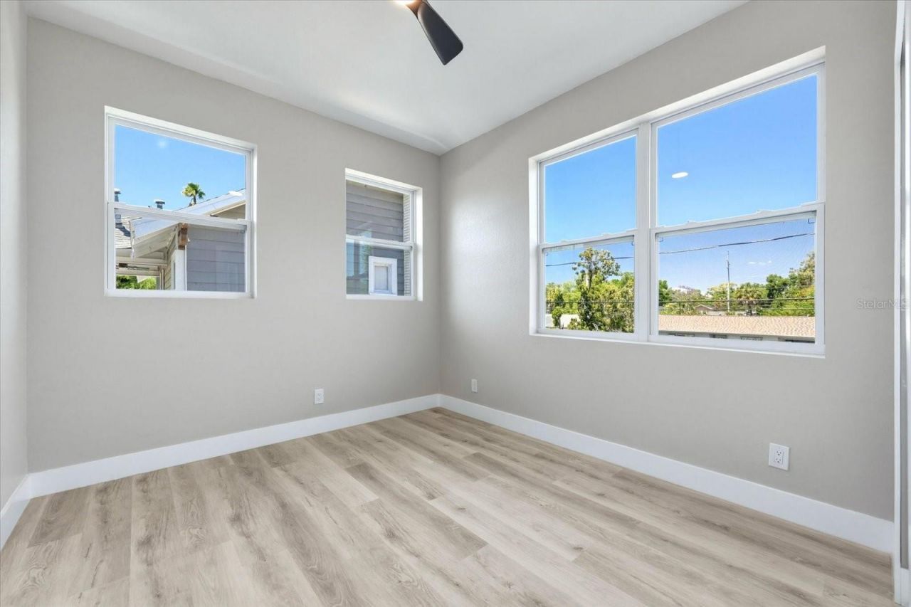 1044 12th Avenue S, Saint Petersburg, FL 33705 Photo