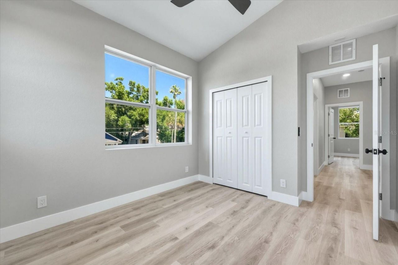 1044 12th Avenue S, Saint Petersburg, FL 33705 Photo