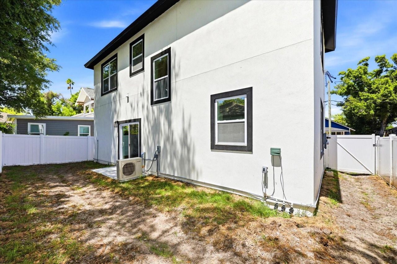 1044 12th Avenue S, Saint Petersburg, FL 33705 Photo