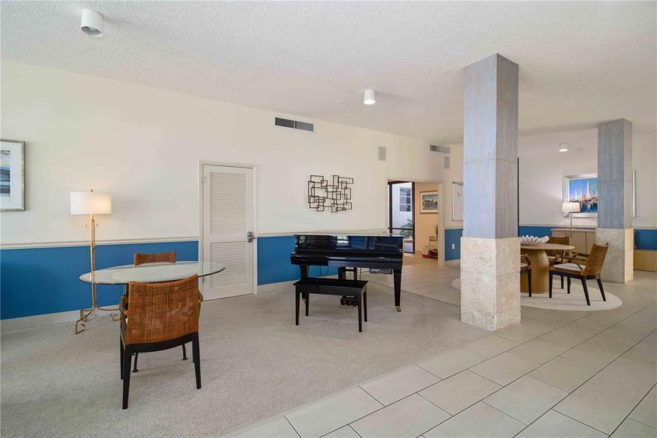 1400 Barcarrota Boulevard, Unit 201, Bradenton, FL 34205 Photo