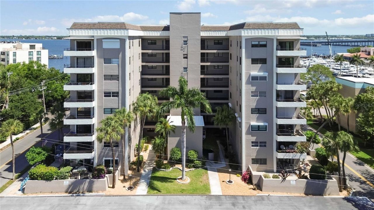 1400 Barcarrota Boulevard, Unit 201, Bradenton, FL 34205 Photo