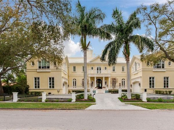 52 LADOGA AVENUE , TAMPA, FL 33606