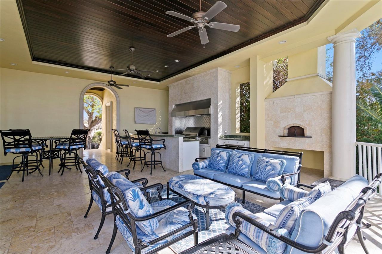 52 Ladoga Avenue, Tampa, FL 33606 Photo