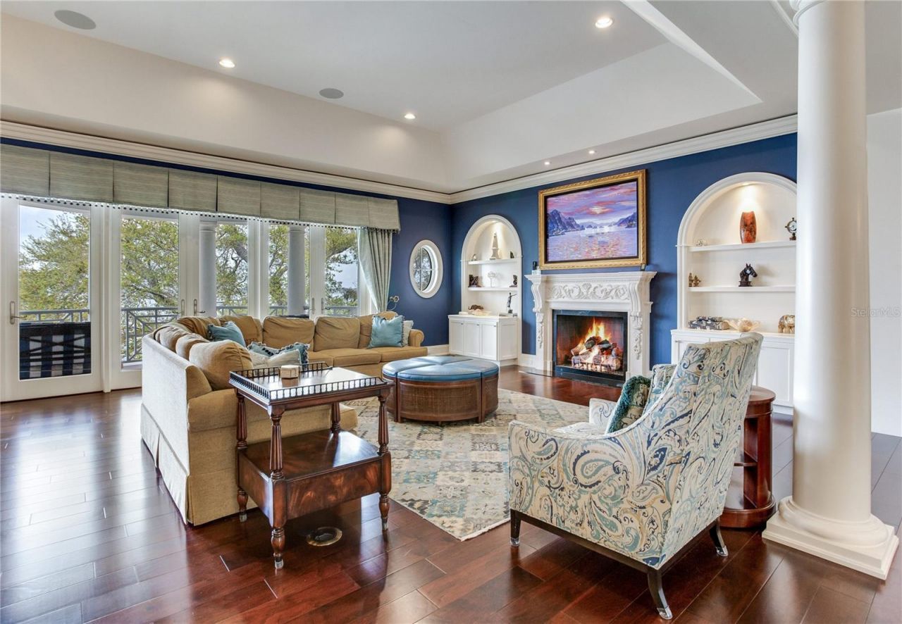52 Ladoga Avenue, Tampa, FL 33606 Photo