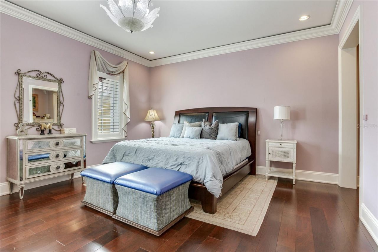 52 Ladoga Avenue, Tampa, FL 33606 Photo