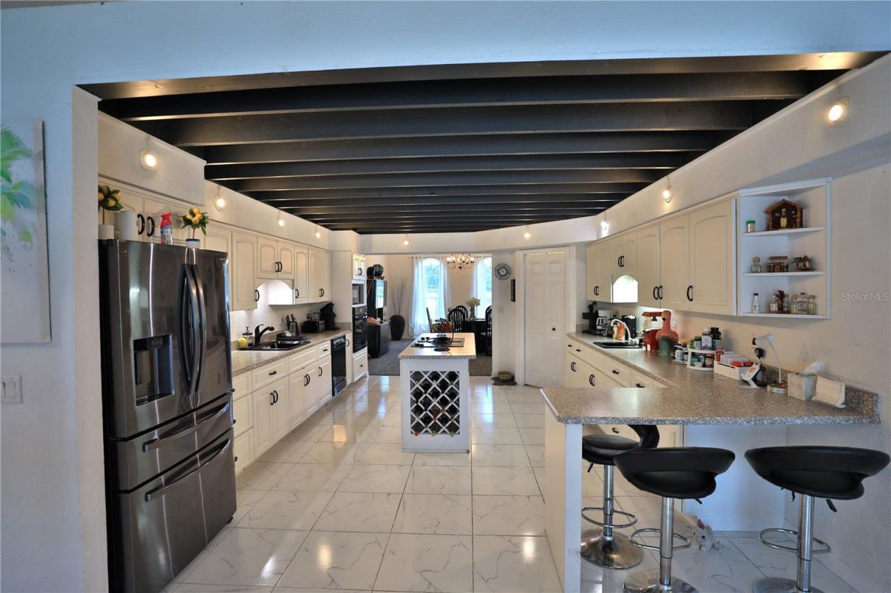 4450 SE 216th Avenue, Morriston, FL 32668 Photo