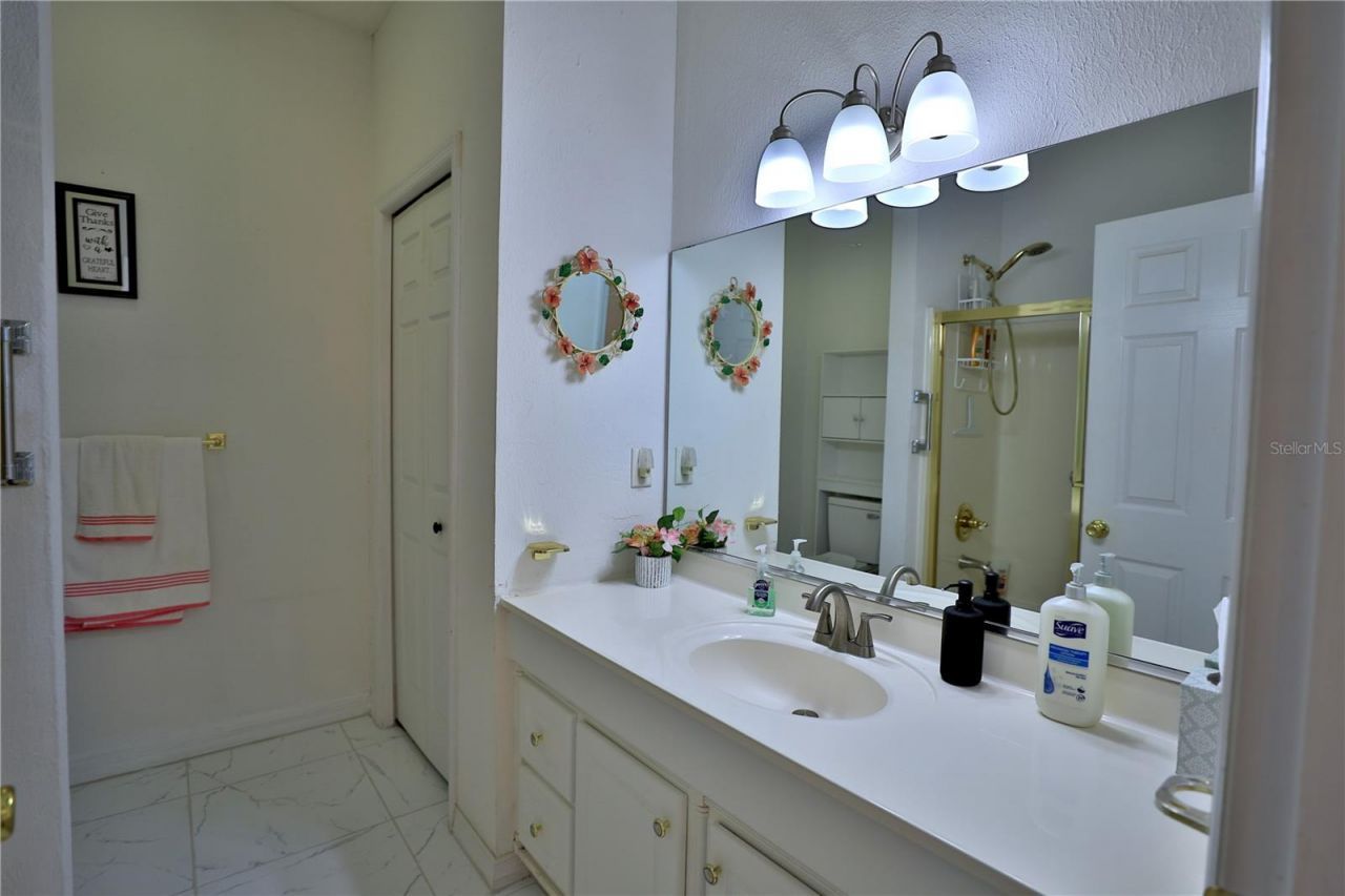 4450 SE 216th Avenue, Morriston, FL 32668 Photo