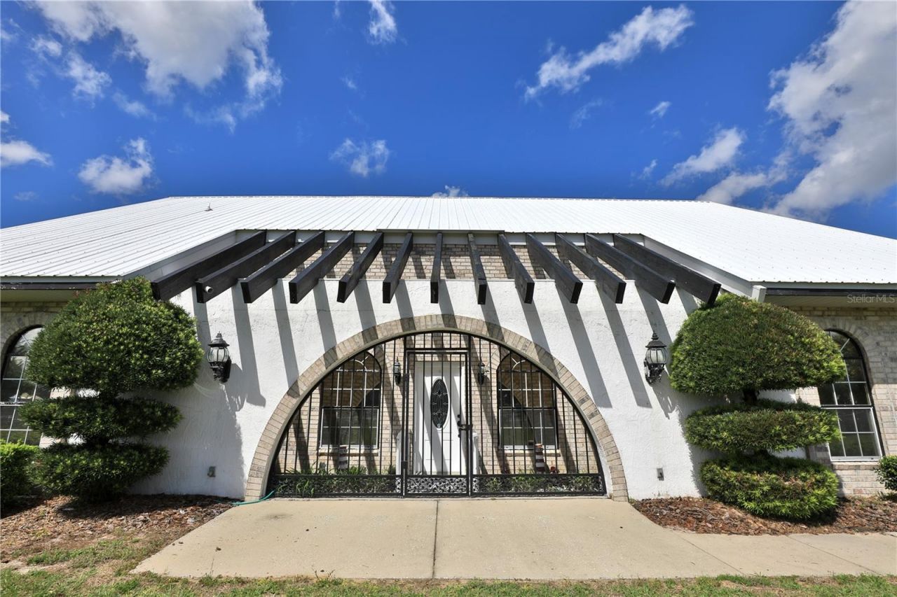 4450 SE 216th Avenue, Morriston, FL 32668 Photo