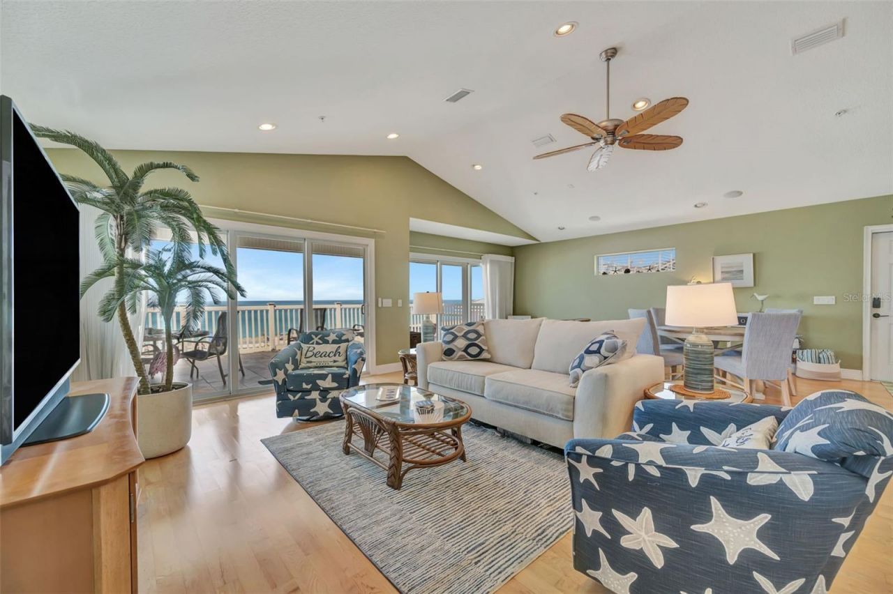 1105 Gulf Drive S, Unit 3, Bradenton Beach, FL 34217 Photo