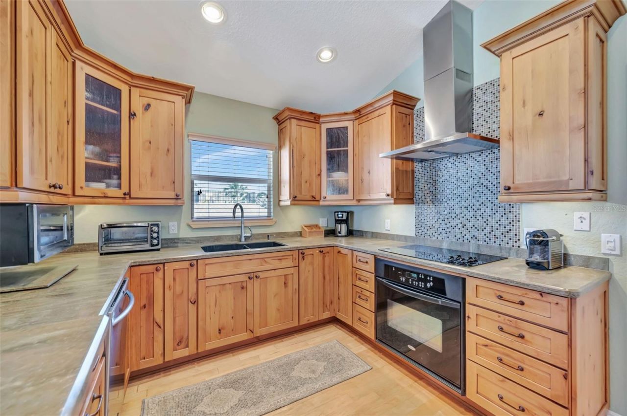 1105 Gulf Drive S, Unit 3, Bradenton Beach, FL 34217 Photo
