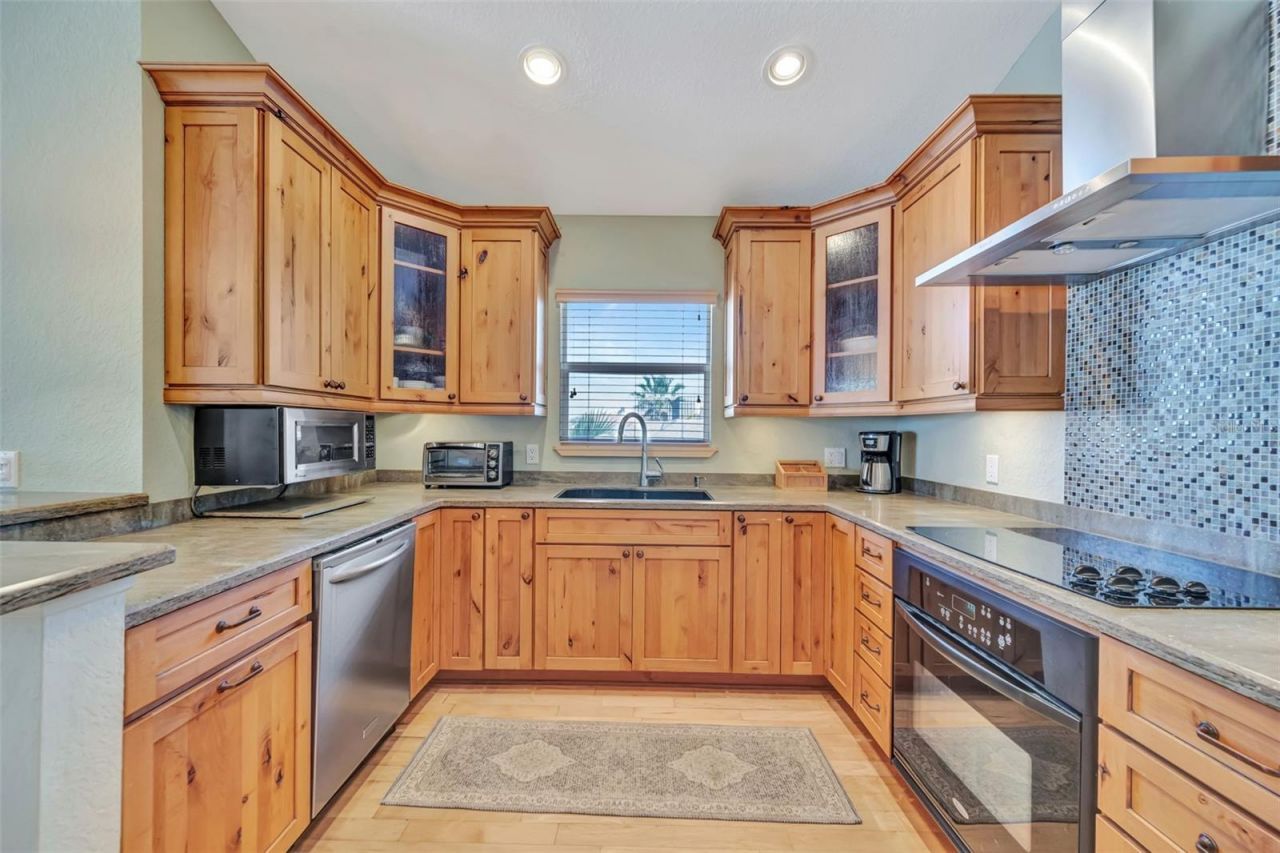1105 Gulf Drive S, Unit 3, Bradenton Beach, FL 34217 Photo