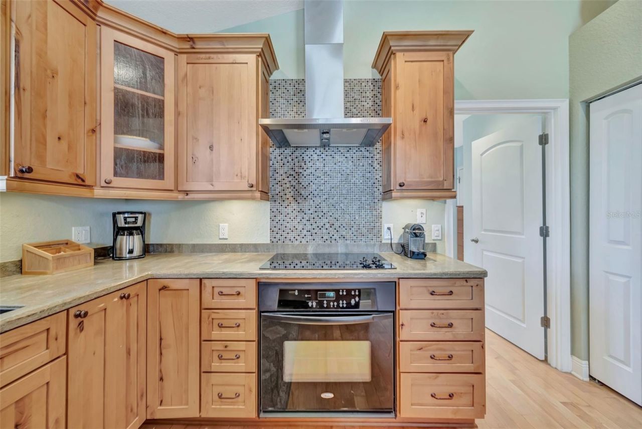1105 Gulf Drive S, Unit 3, Bradenton Beach, FL 34217 Photo