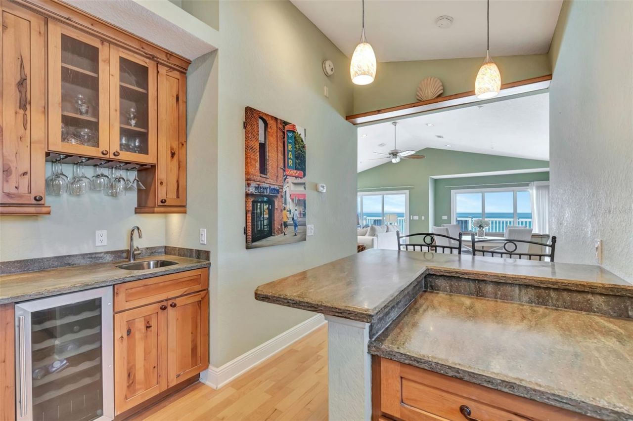 1105 Gulf Drive S, Unit 3, Bradenton Beach, FL 34217 Photo
