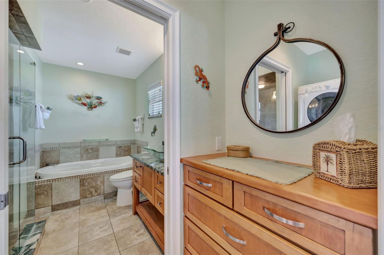 1105 Gulf Drive S, Unit 3, Bradenton Beach, FL 34217 Photo