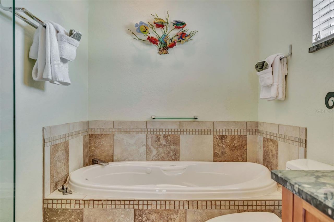 1105 Gulf Drive S, Unit 3, Bradenton Beach, FL 34217 Photo