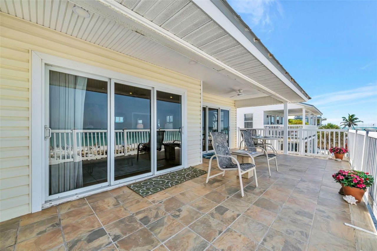 1105 Gulf Drive S, Unit 3, Bradenton Beach, FL 34217 Photo