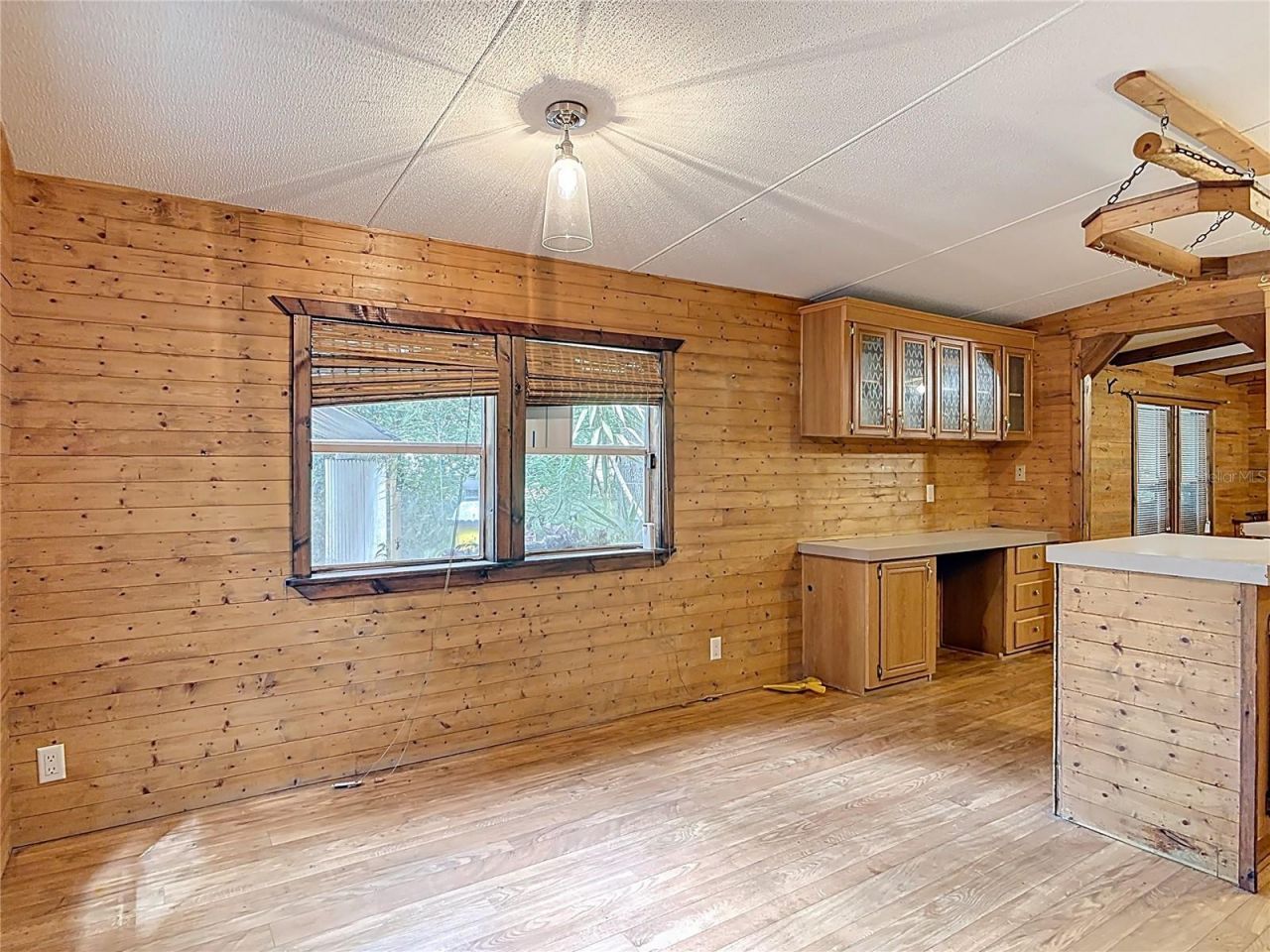 27912 Lake Avenue , Paisley, FL 32767 Photo