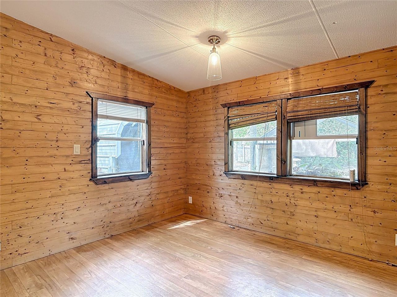 27912 Lake Avenue , Paisley, FL 32767 Photo