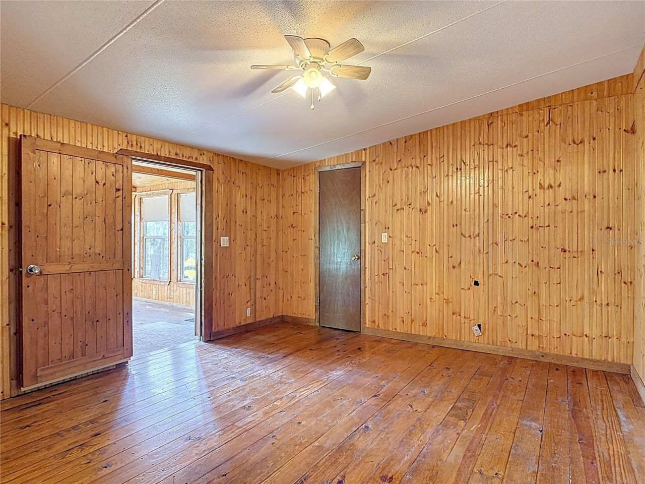 27912 Lake Avenue , Paisley, FL 32767 Photo